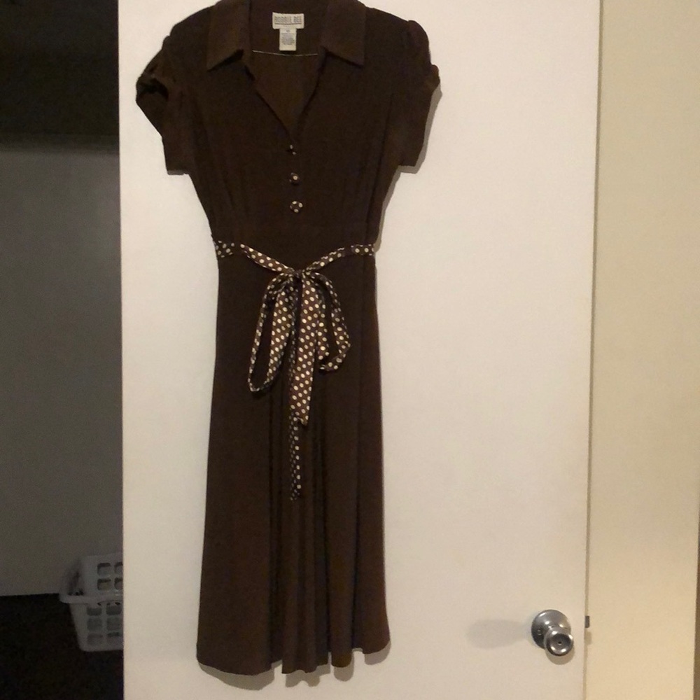 Chocolate brown pleated waist with polka dot belt / buttons